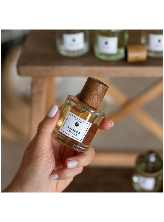 ИНТЕРЬЕРНЫЙ ПАРФЮМ TOBACCO VANILLA BY KAORI 50ml